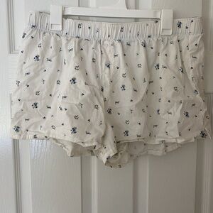 Last chance! Wild Fable Floral Print White Sleep Shorts - Size XL